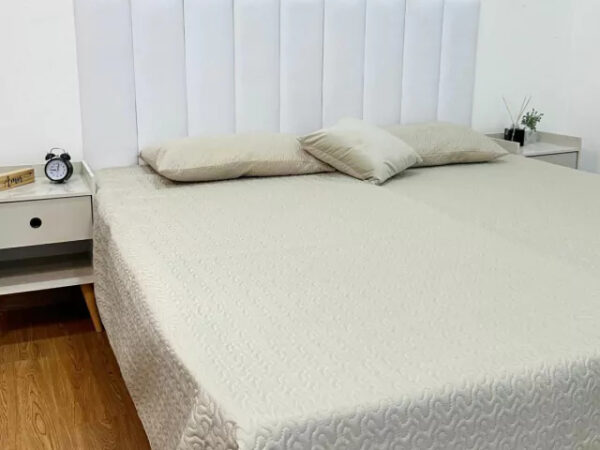 Cabeceiras que Encantam: Escolha o Material Ideal para o Seu Quarto